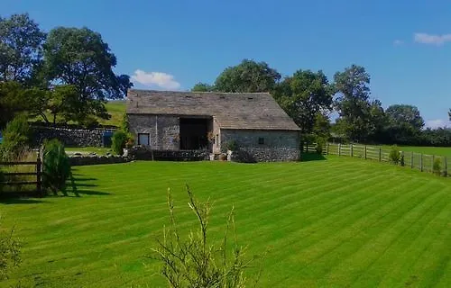 Skirfare Barn Kilnsey