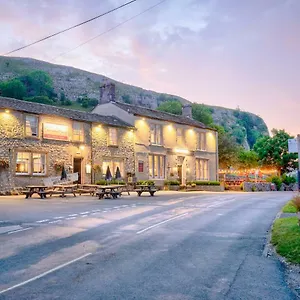 Tennant Arms *** Kilnsey